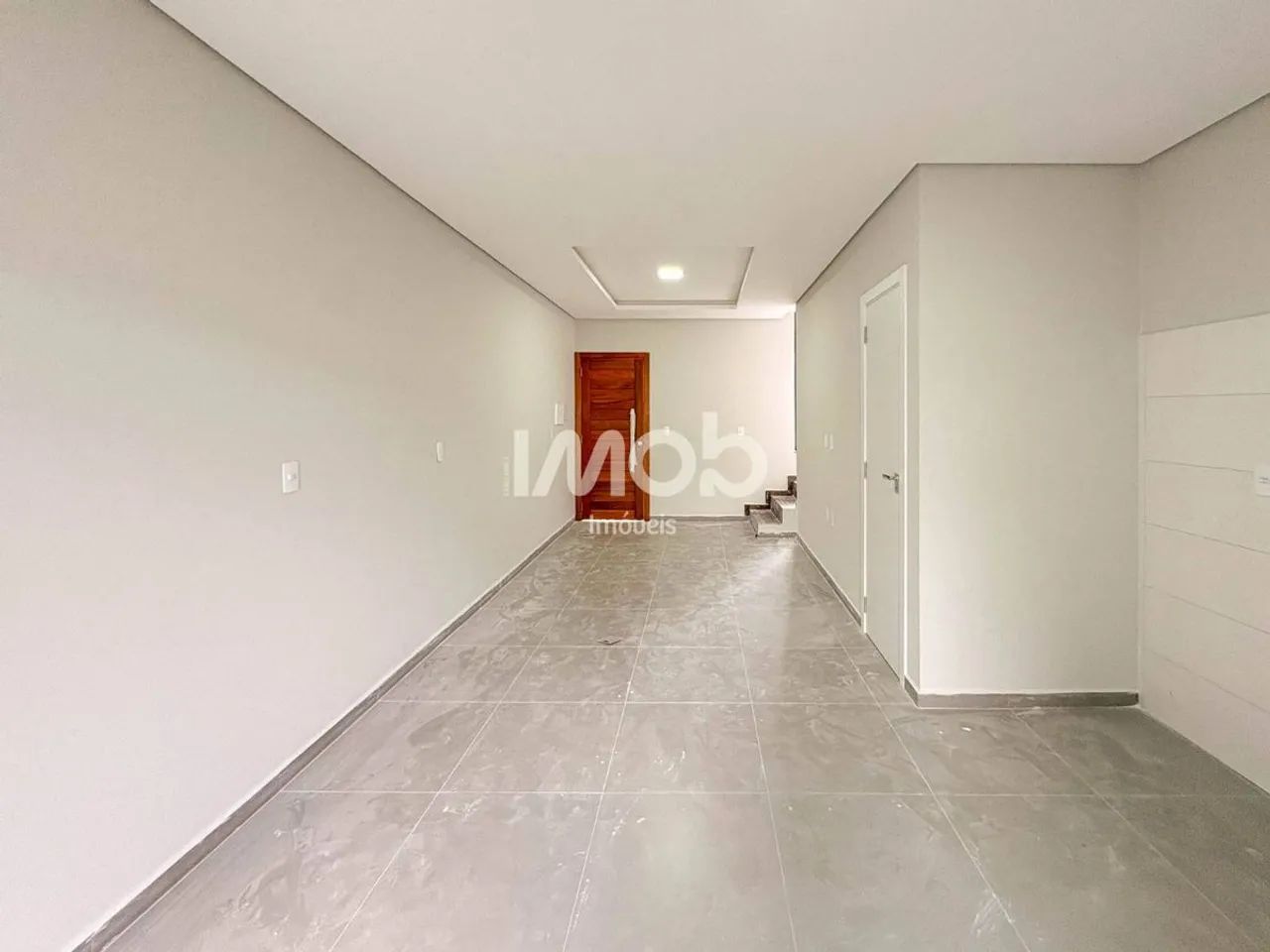 GEMINADO COM SUÍTE + 2 QUARTOS, ÁGUA VERDE - Foto 3