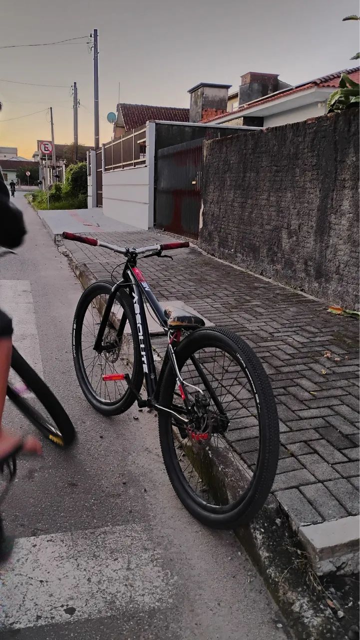 Bicicleta absolute 
