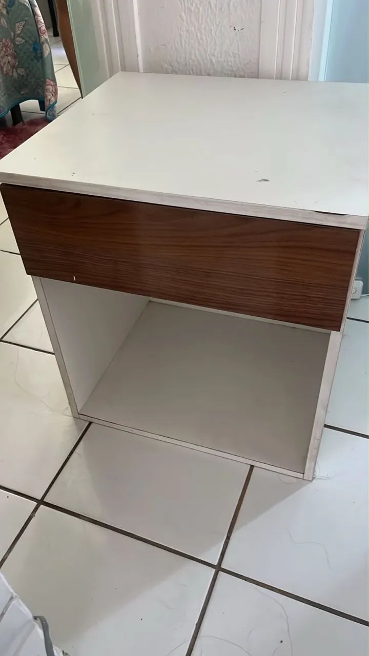 criado mudo