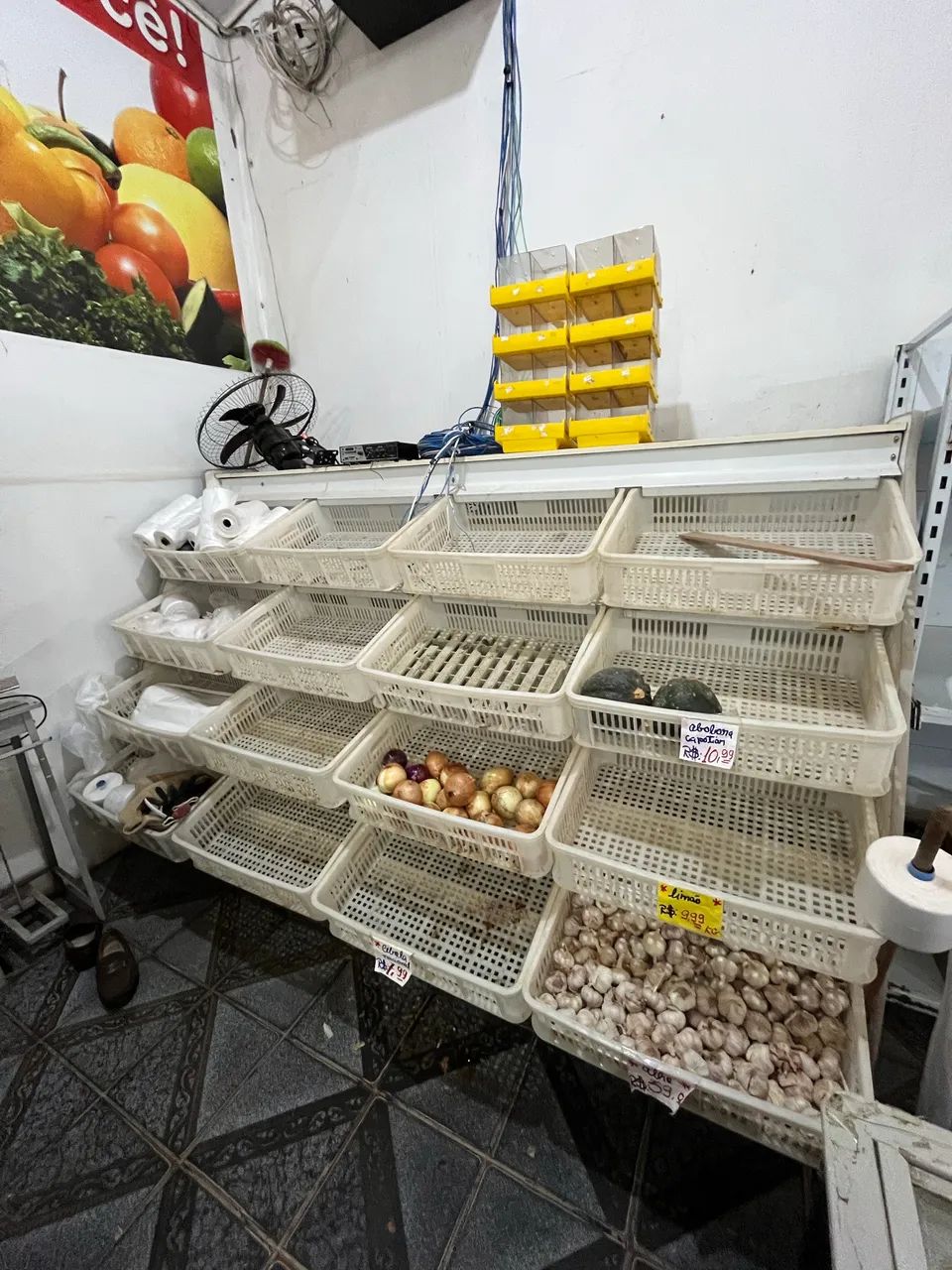 Prateleiras de mercado 