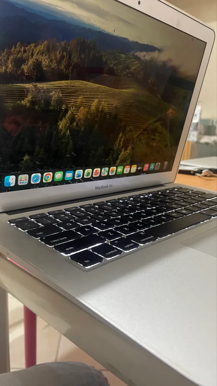 MacBook Air 13インチ 256GB 2011年モデル Apple MacBook Air 13-inch Summer 2011 review: Apple MacBook Air 13