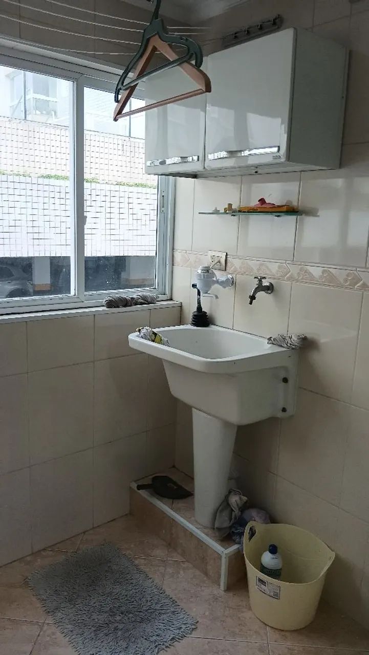 Lindo 01 dormitório Ponta da Praia garagem fechada - Foto 3