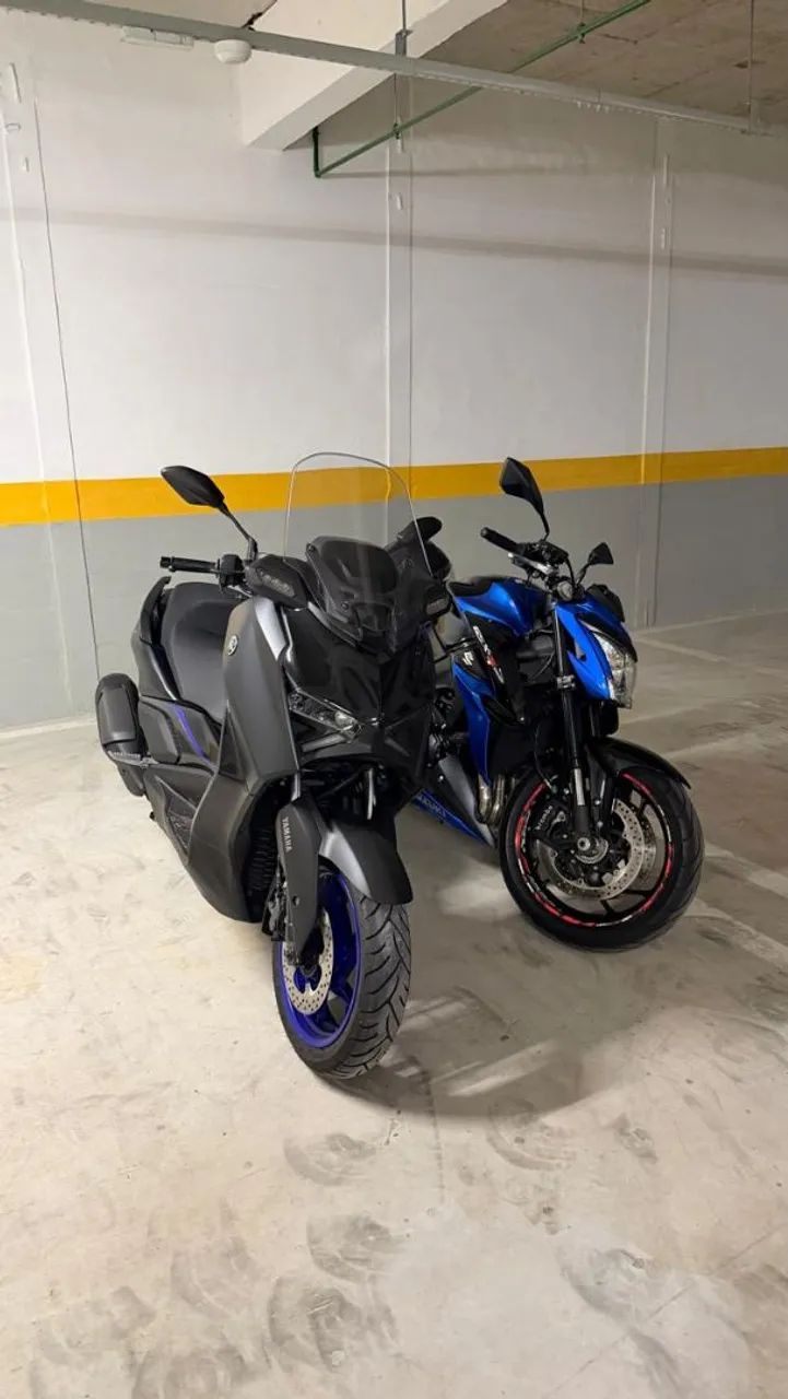 Yamaha XMAX 300 2026 - Foto 4