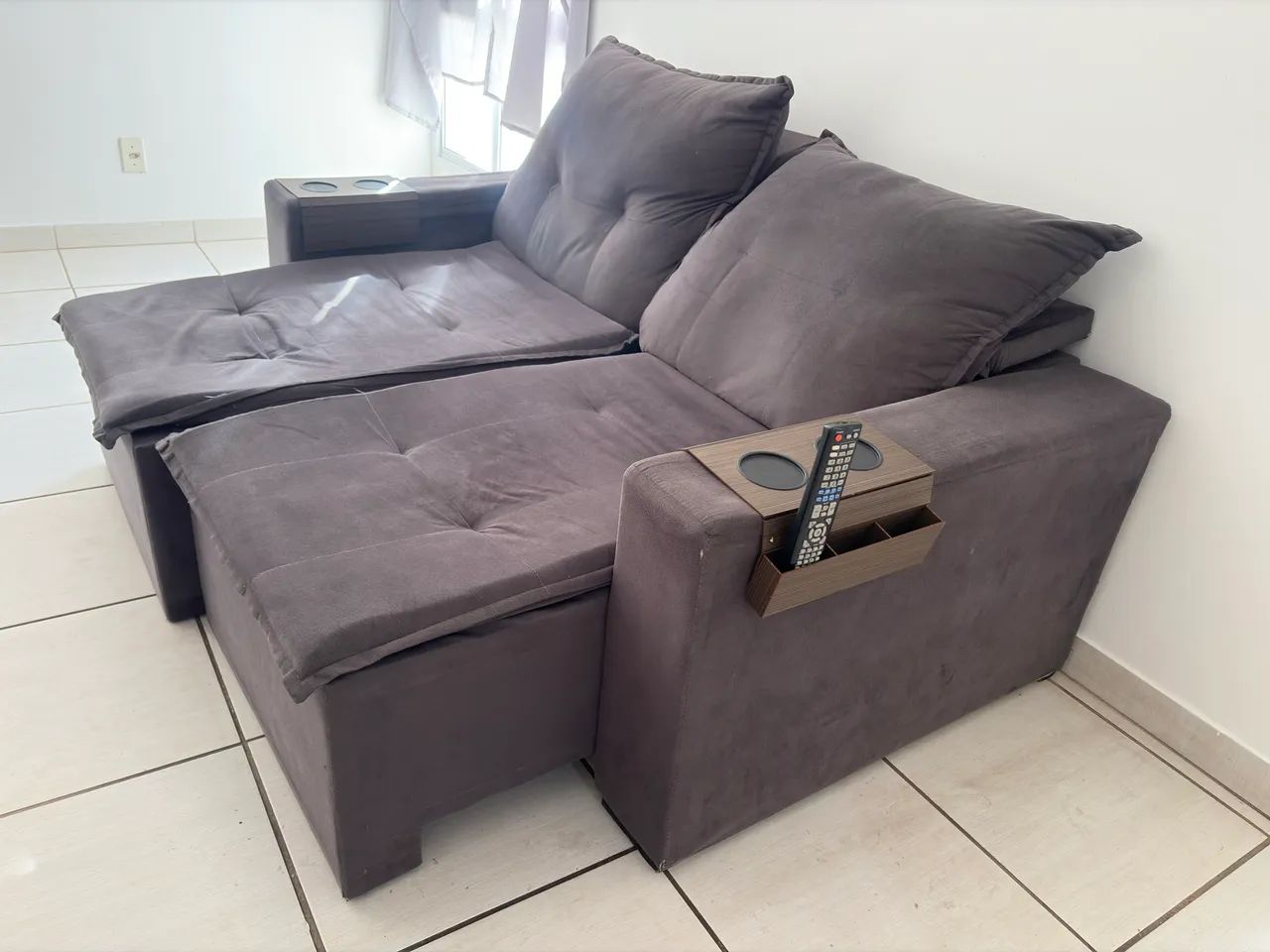 Sofá Retrátil Cinza - Foto 2