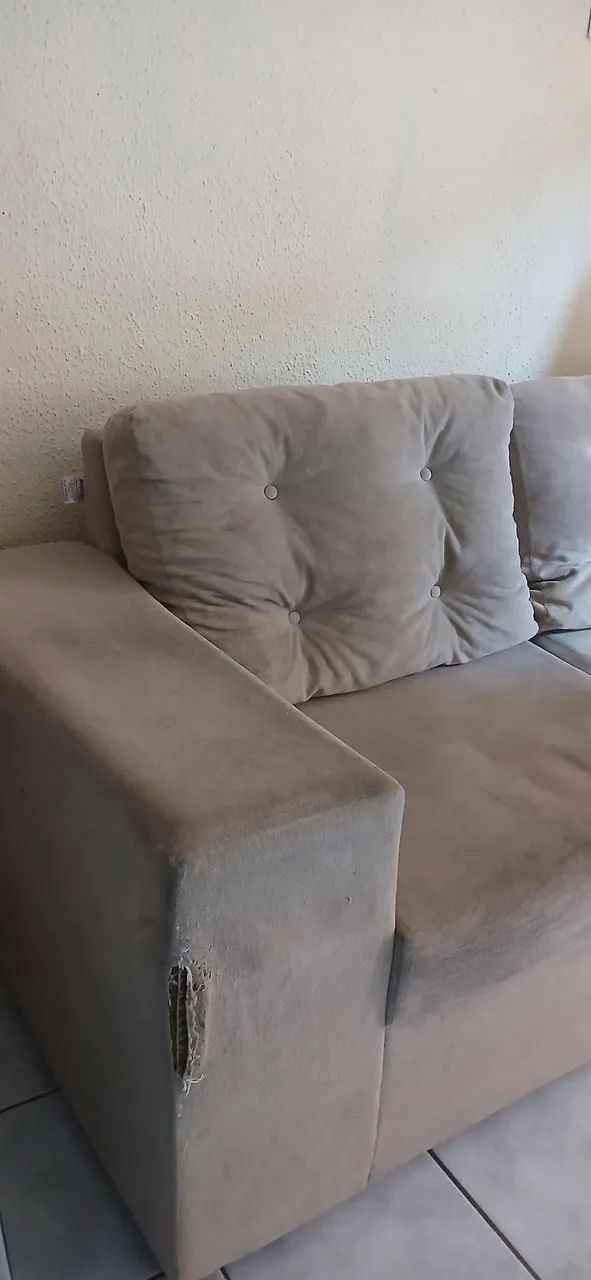 Sofá 3 lugares (para reformar) R$300,00 - Foto 2