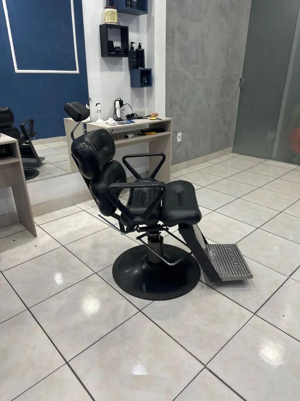 Caixeira de barbeiro marca ferrante - Foto 3