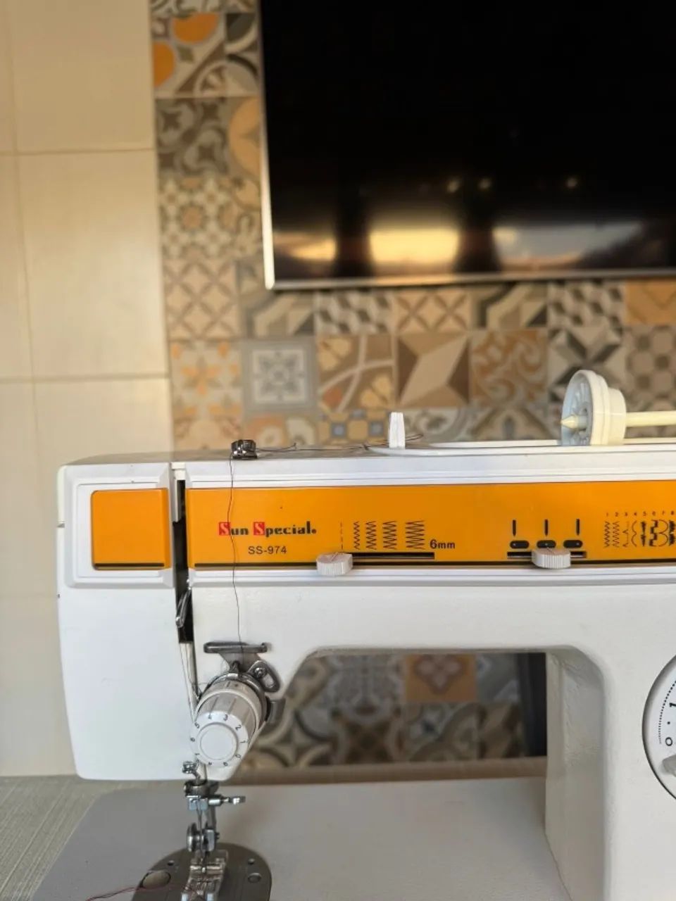 Máquina de Costura e Bordado
