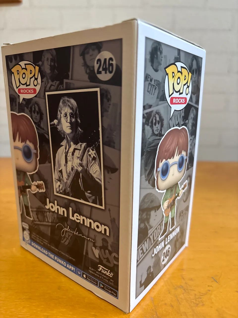 Funko Pop! Rocks John Lennon #246 - Foto 2