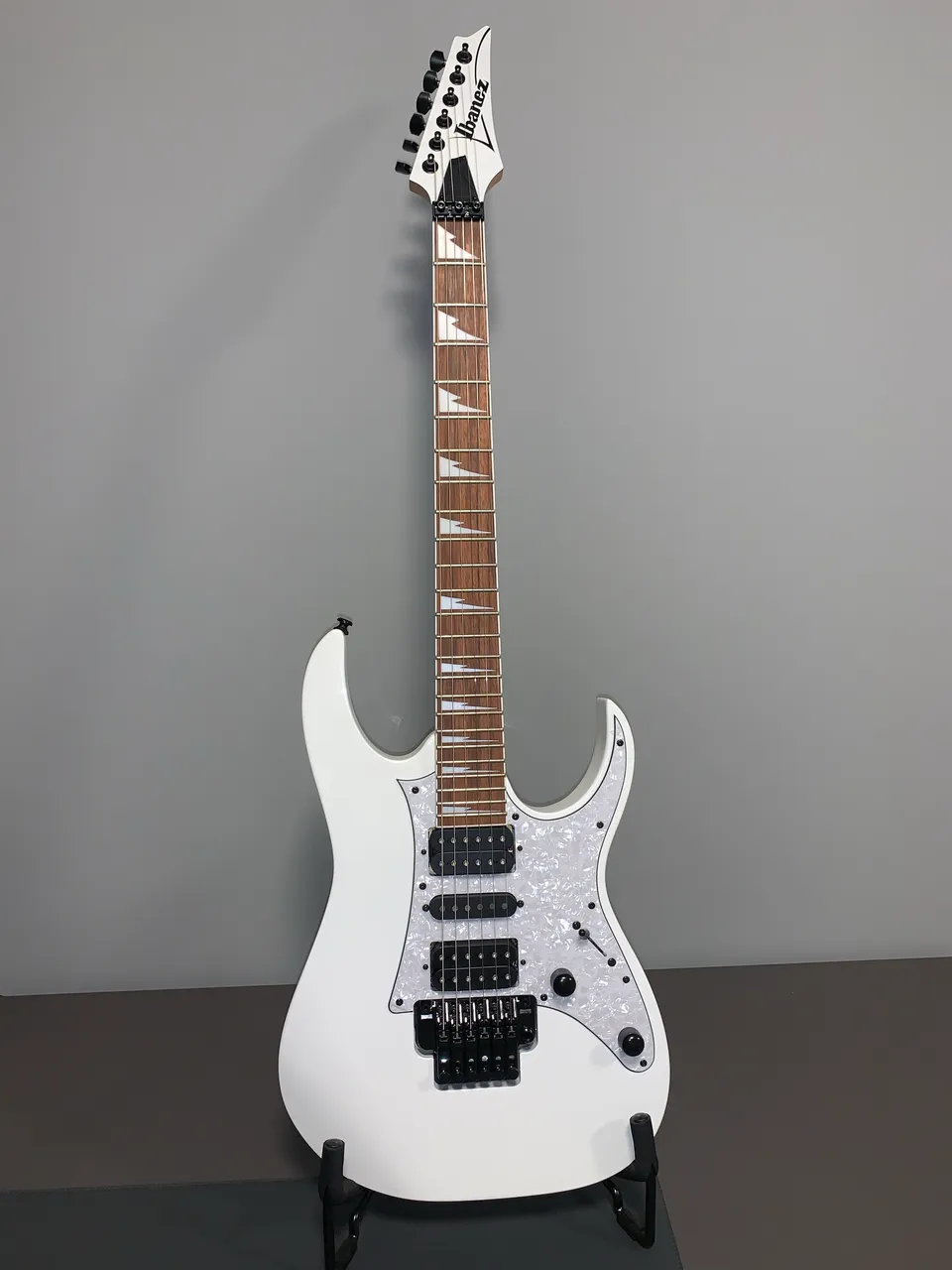 Guitarra Ibanez Gio GRG150DX - Aceito Cartão. - Instrumentos