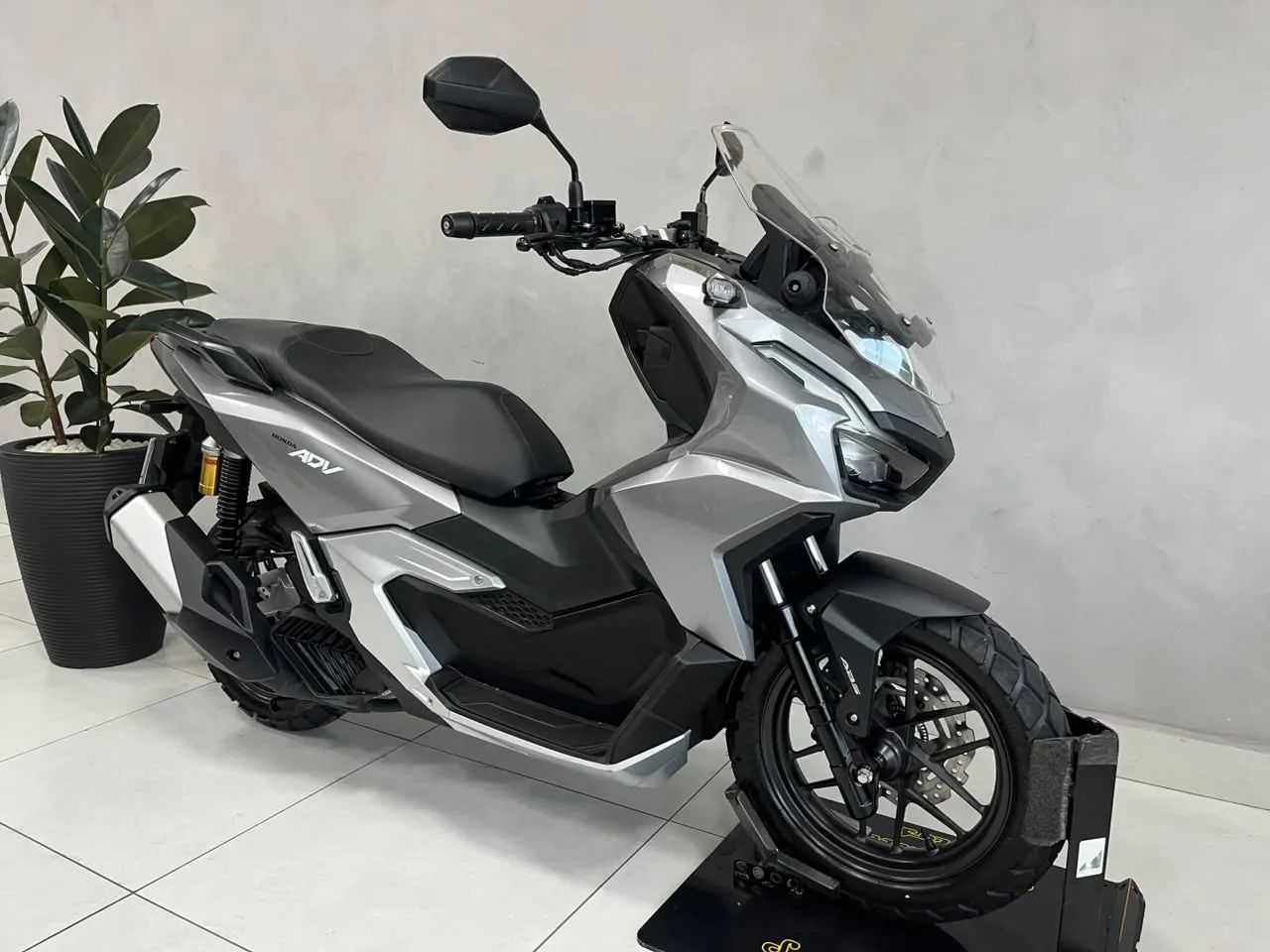 Honda ADV 160 - Foto 4