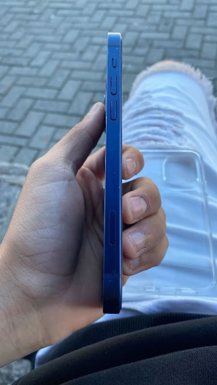iPhone 12 - Foto 3