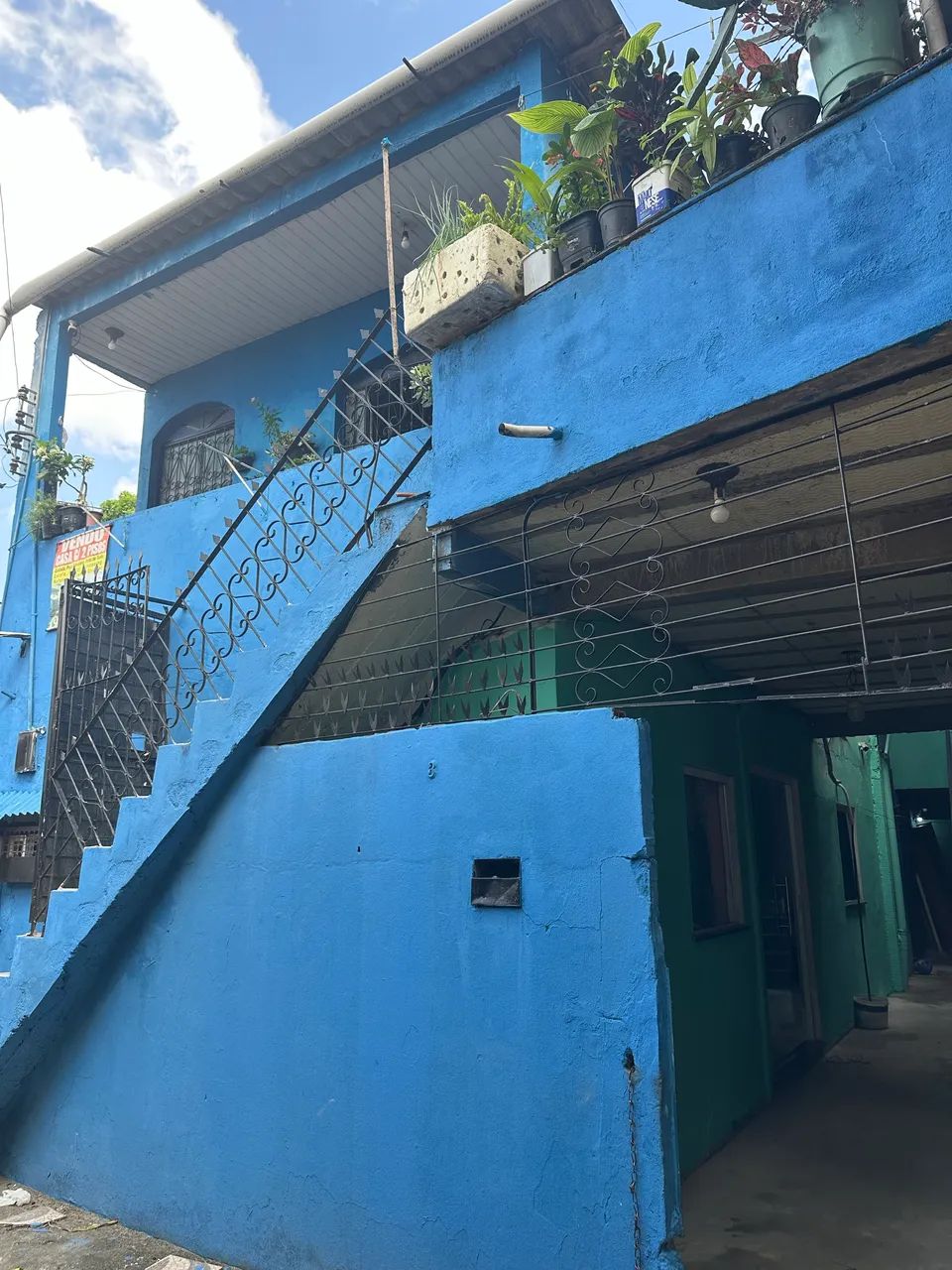 Vende-se esta casa.