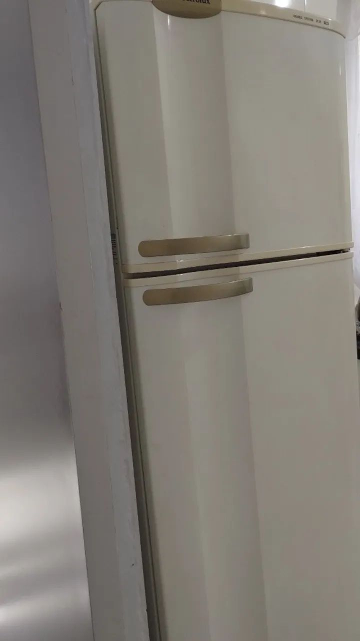 Geladeira com defeito 
