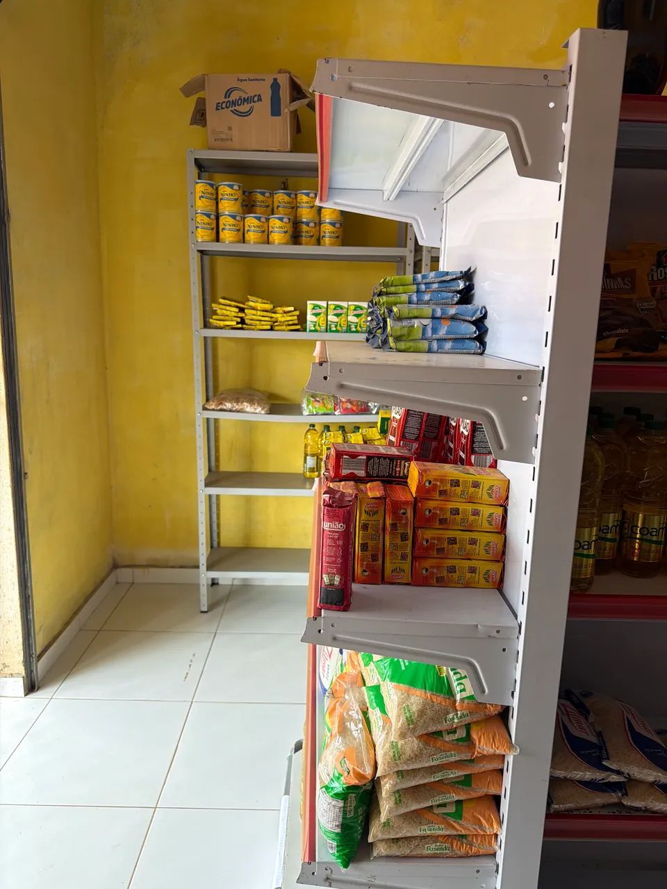 Prateleira para comércio 