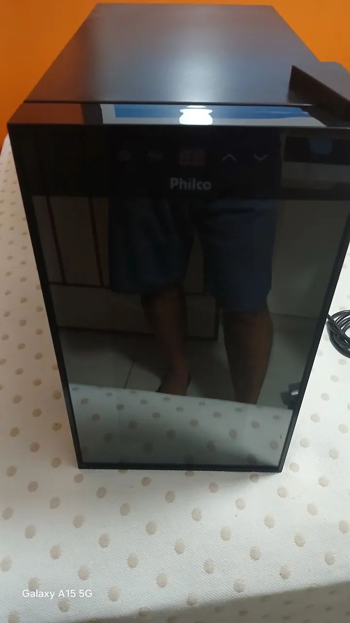 Adega com defeito 127 V - Foto 2
