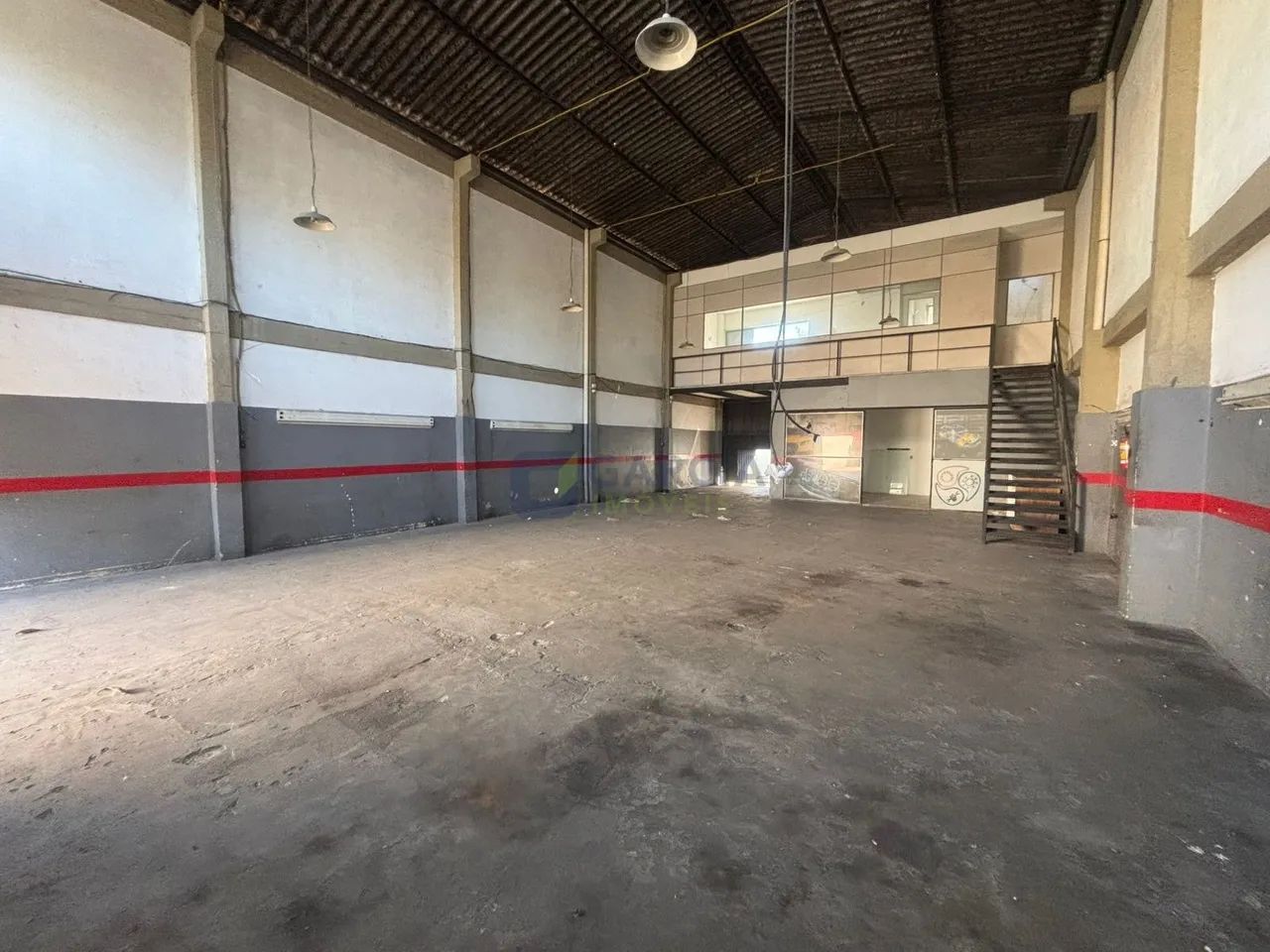 deposito; 4 banheiro; 4 vagas; 930 metros quadrados; bairro São João.. - Foto 11