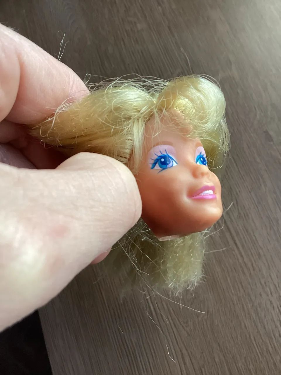 Barbie estrela - cabeça (sonho de perfume) - Foto 3