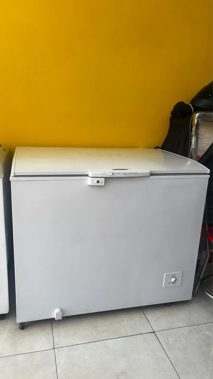 Freezer horizontal eletrolux 1 porta - Geladeiras e Freezers