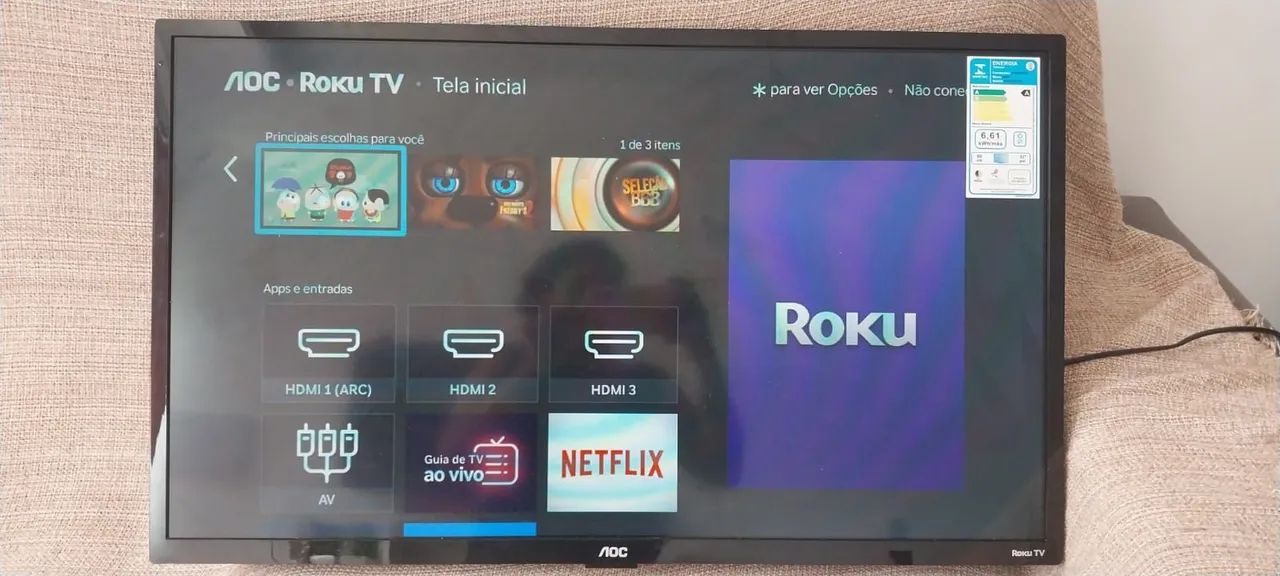 Vendo uma televisão AOC Roku tv