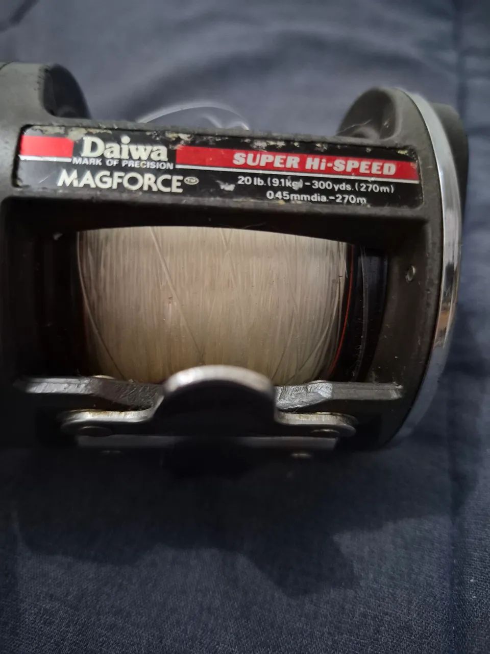 Carretilha Daiwa magforce sealine SMF170H - Foto 4