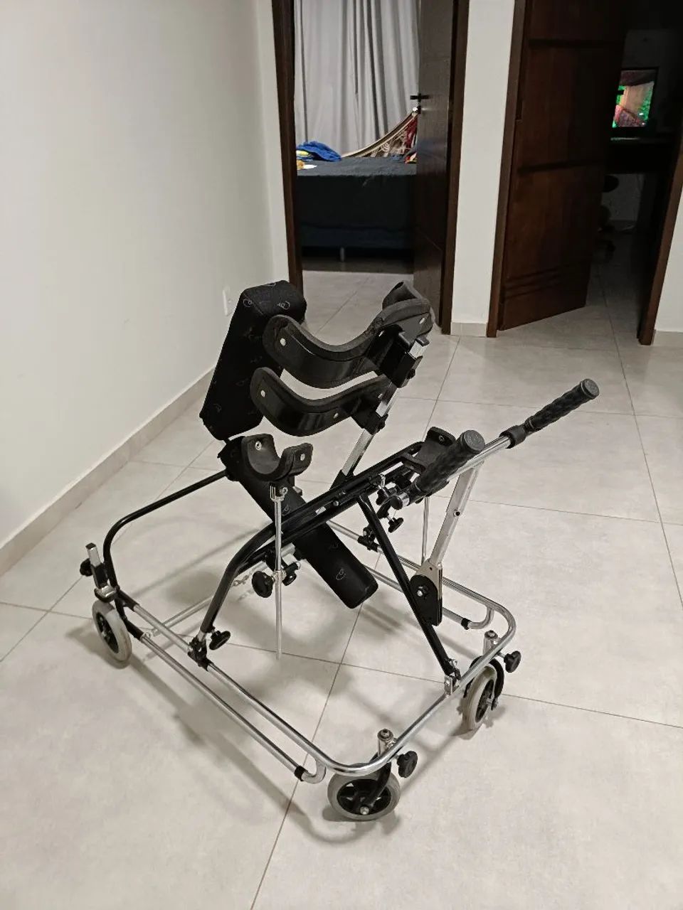 Andador Ortopédico Infantil 