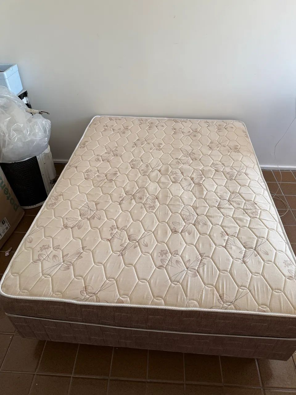 Vendo cama de casal- nova  - Foto 5