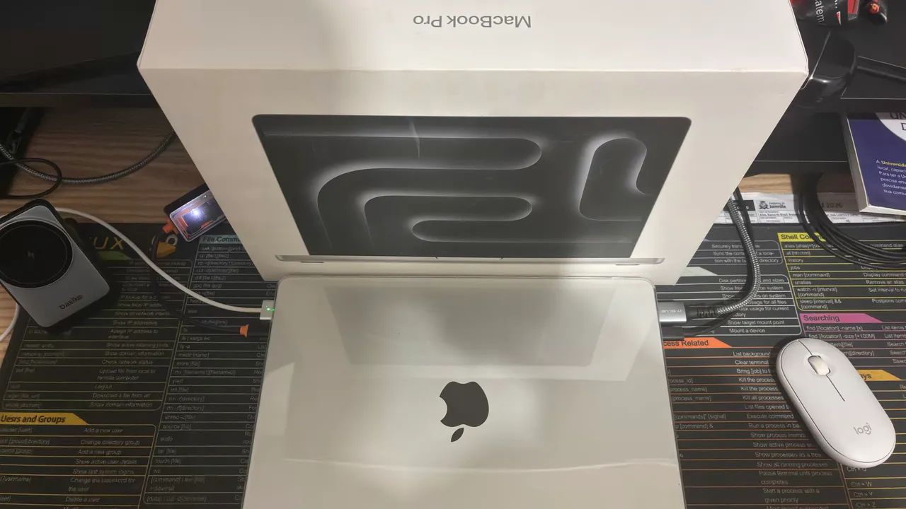 Apple Macbook Pro M5 (2025) 14? 16 de Ram 512gb - Silver