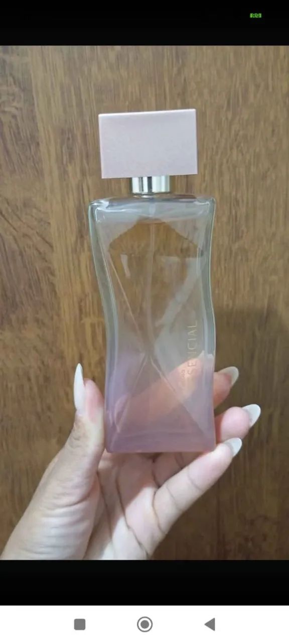 Essencial tradicional feminino 