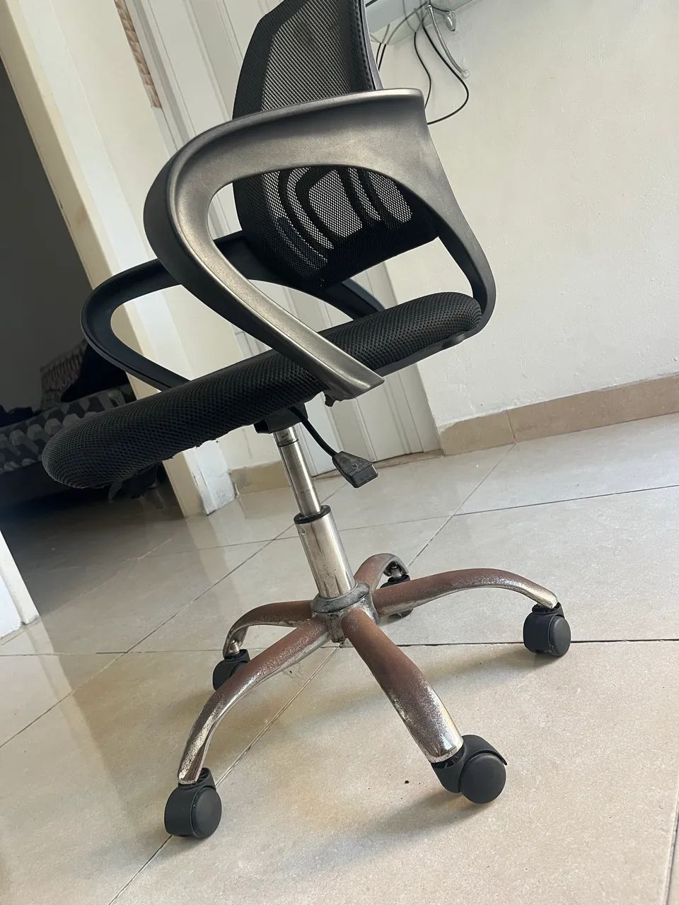 CADEIRA DE ESCRITÓRIO ERGONÔMICA   - Foto 2