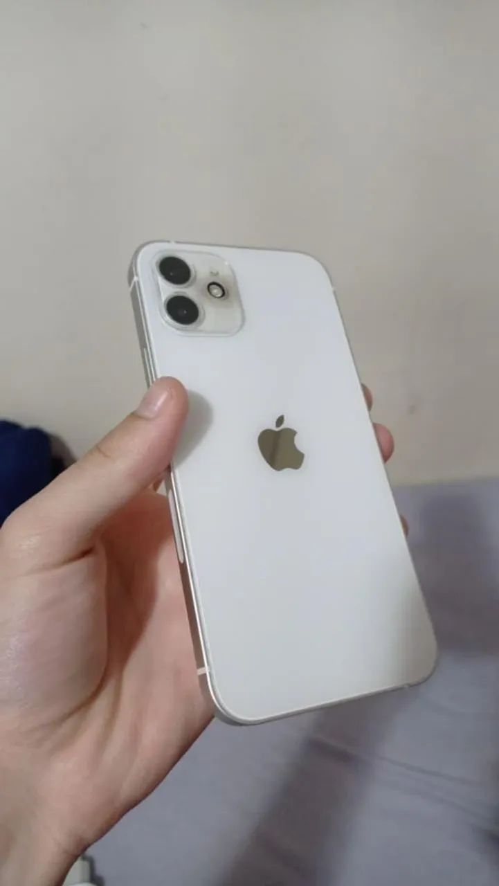 iPhone 12 Branco 128G Na Caixa Com Acessorios<br> - Foto 2