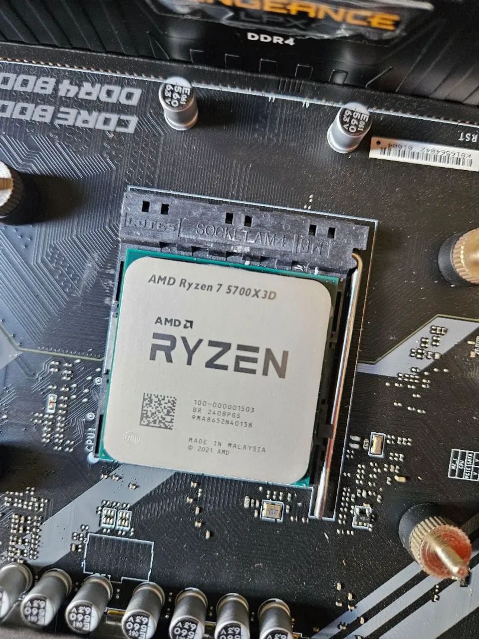 KIT AM4 5700X3D | 32GB RAM - Foto 2