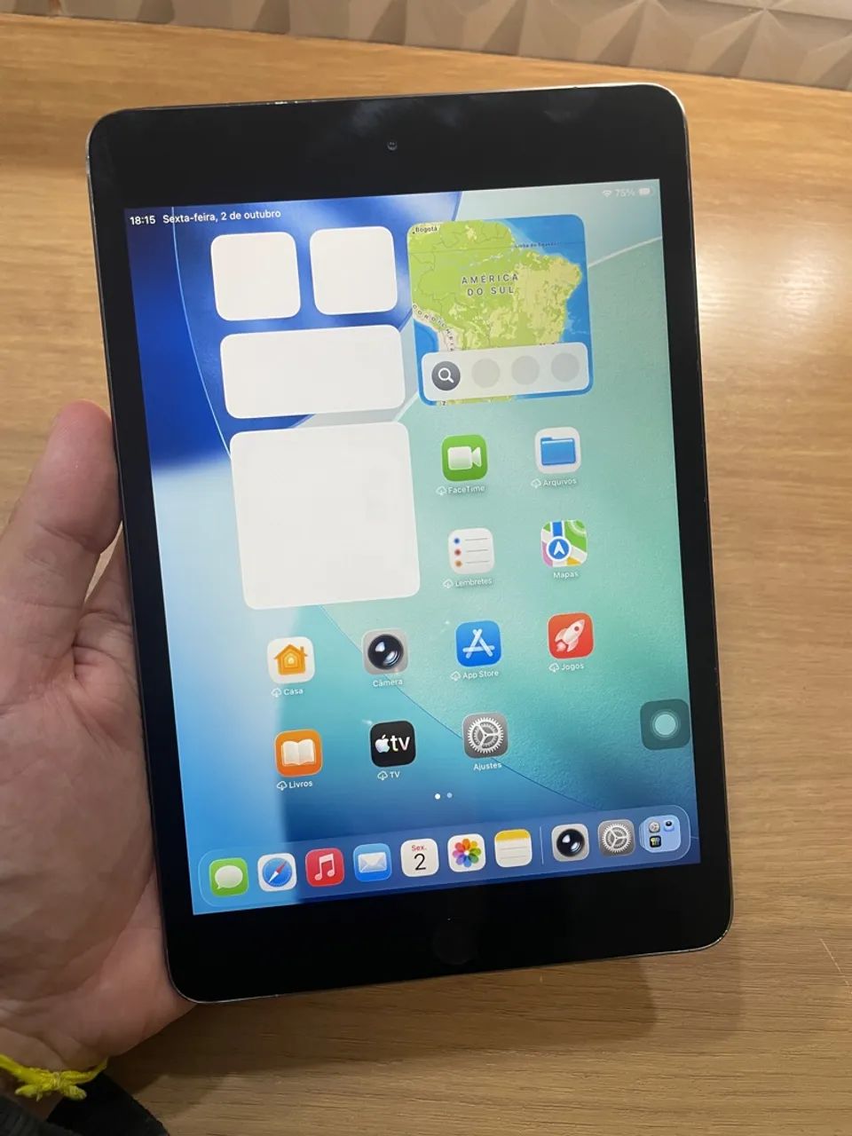 iPad mini 5 cinza-espacial 256Gb