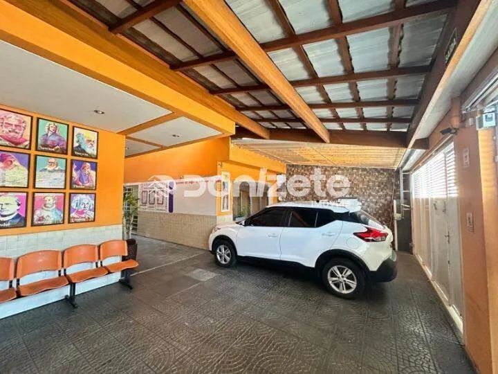 Prédio Comercial para Aluguel com 10 Salas em Casa Branca, Santo André