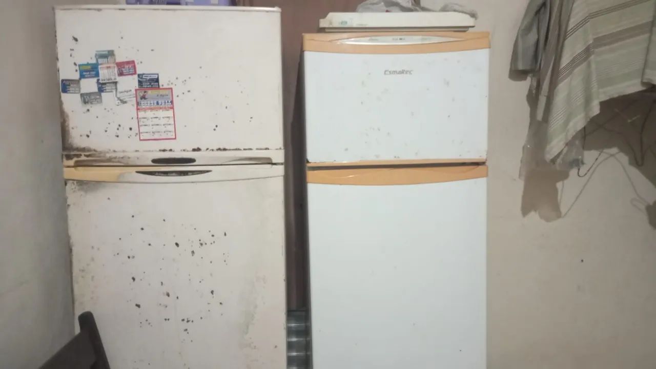 Vendo Geladeiras com defeito