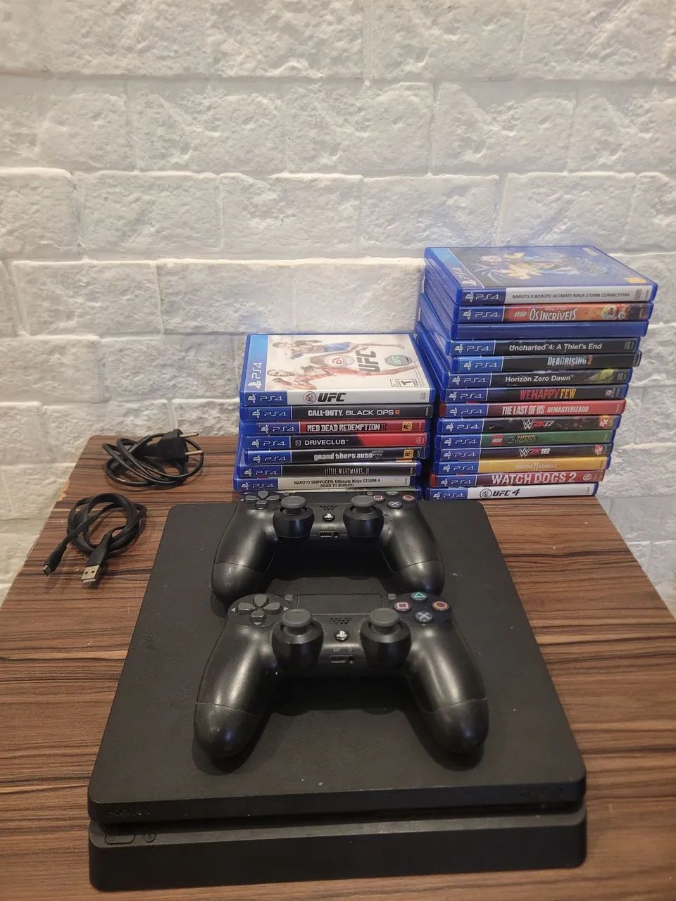 PS4 SLIM