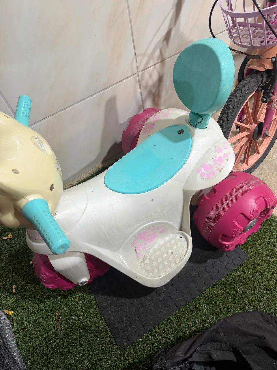 Moto elétrica infantil 