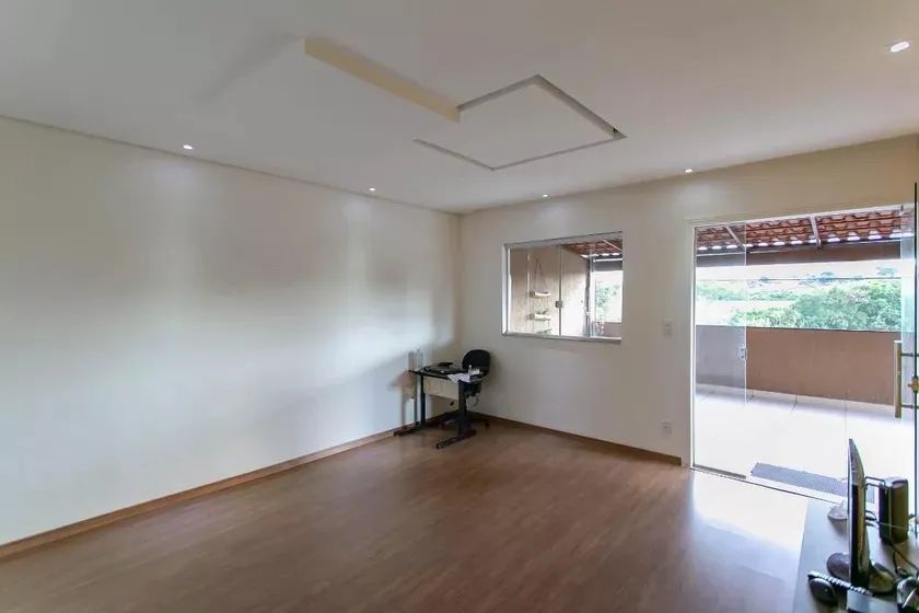 Casa à Venda - Aeroporto, 3 Quartos, 340 m2 - Foto 4