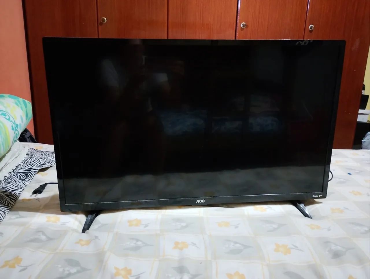 TV AOC SMART 32 - FUNCIONANDO PERFEITAMENTE (ACOMPANHA CONTROLE) - Foto 3