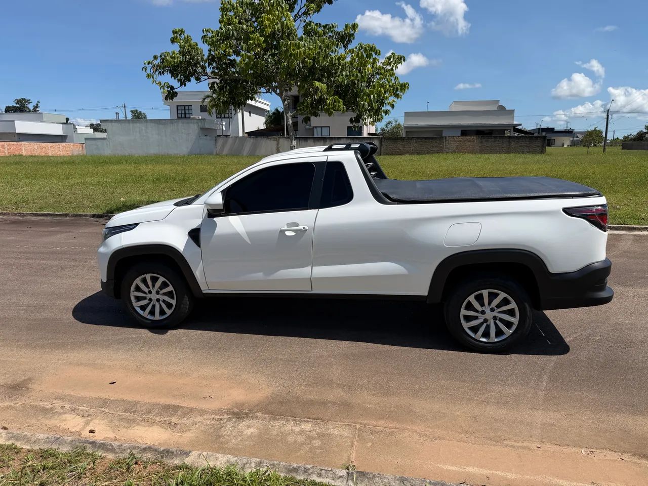 Fiat Strada Endurance 1.4 Flex 8V CS Plus 2023 - Foto 4