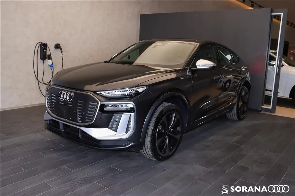 Audi E-Tron 2025 - Foto 2