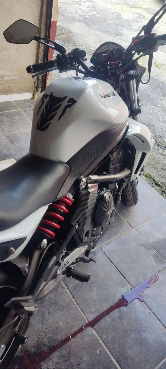 Kawasaki ER6N  - Foto 4