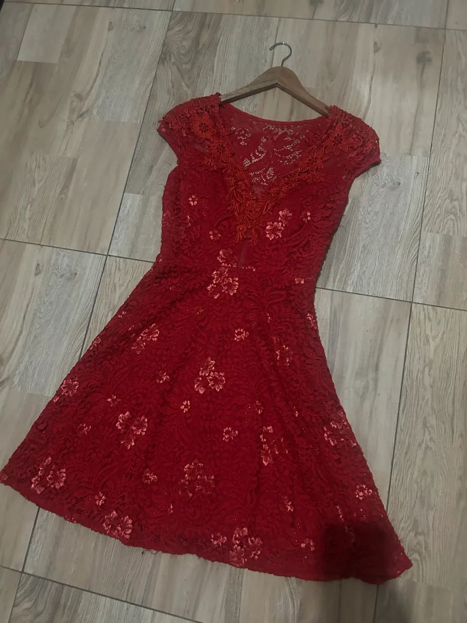 Vestido Vermelho - Foto 4