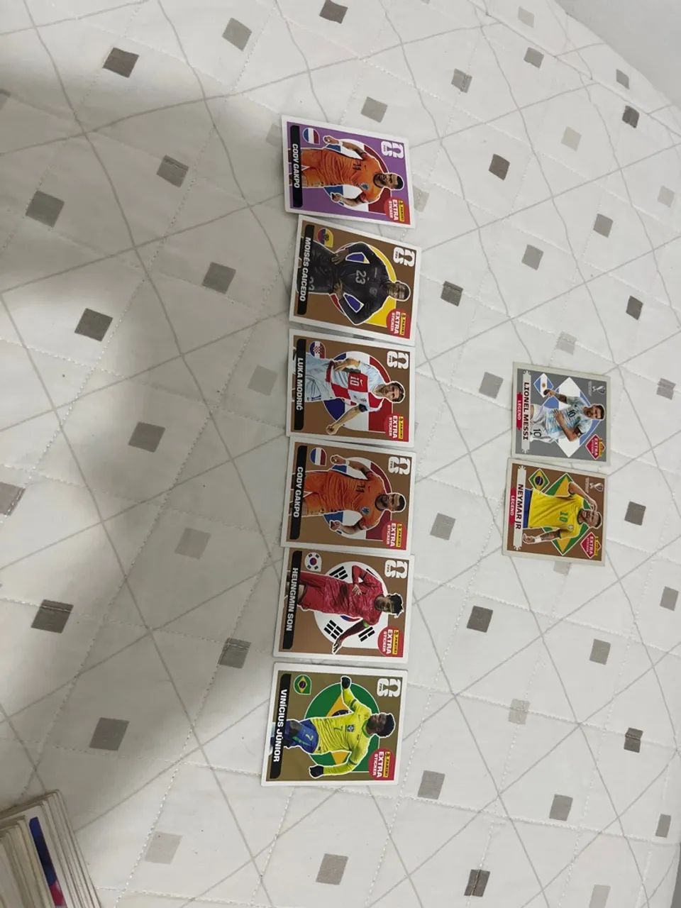 Kit 8 figurinhas legends da copa de 22/26