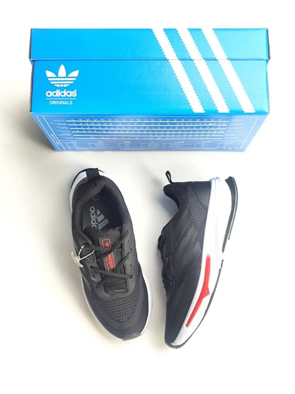 Tênis Adidas  - Foto 2