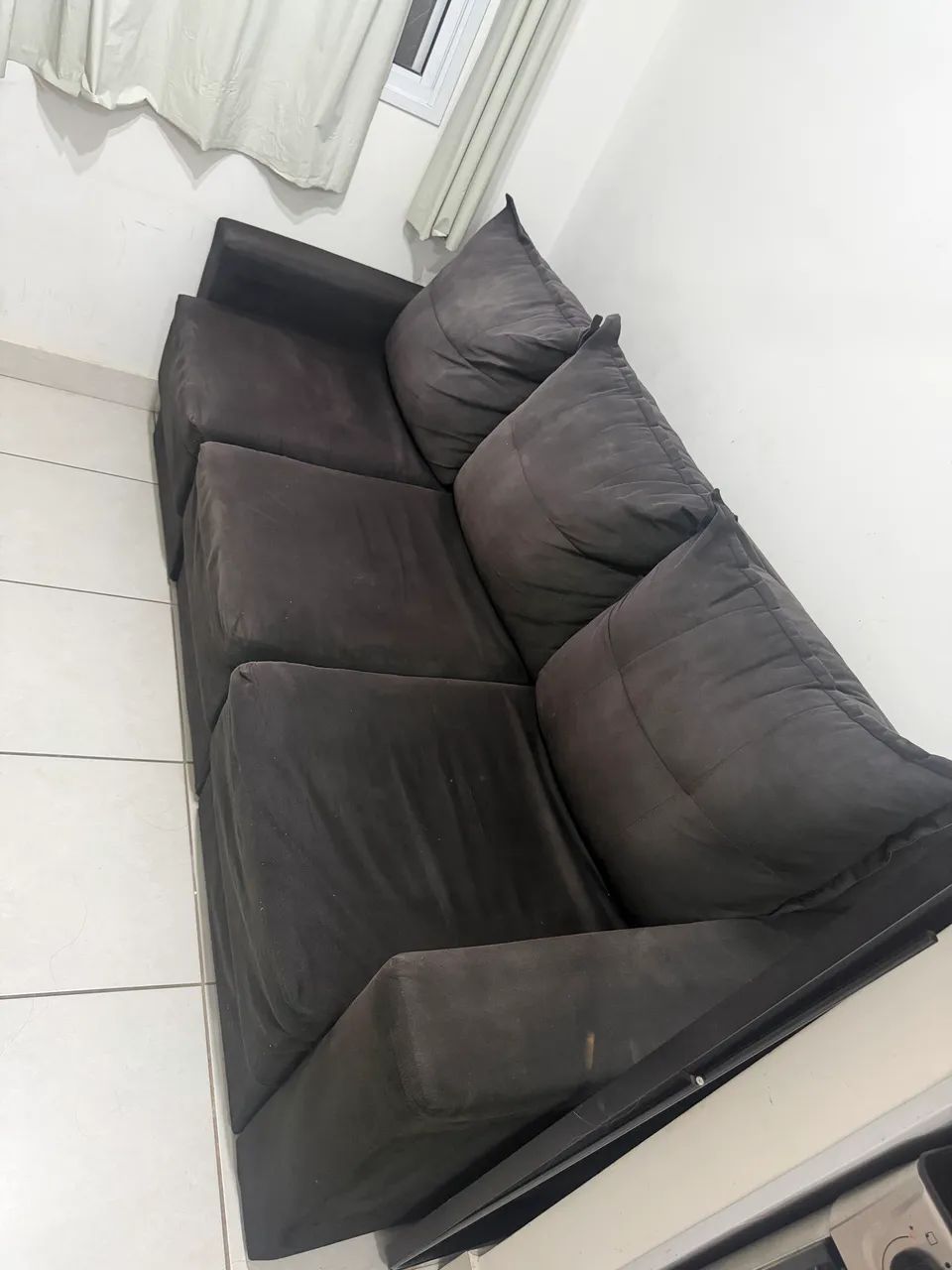 Sofá retrátil 3 lugares higienizado  - Foto 3