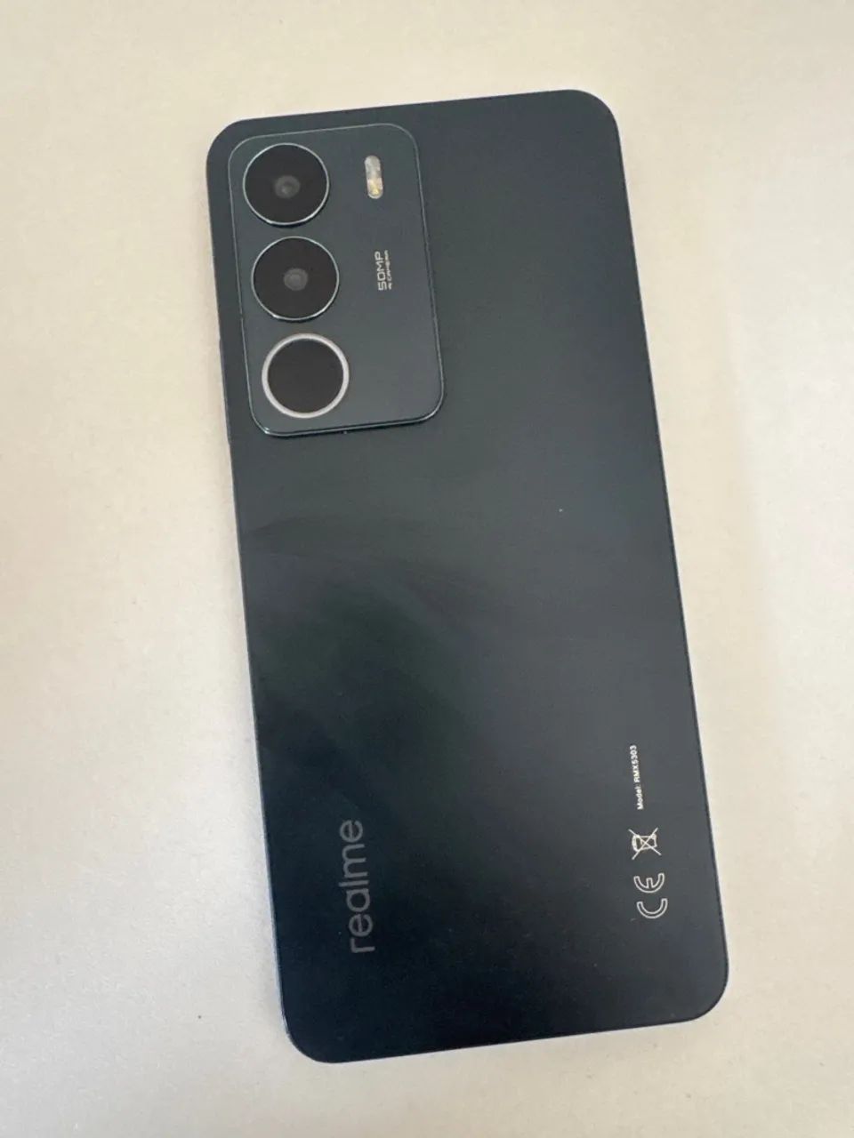 Celular Android 16 Realmente UI  RMX5303 128GB - Foto 2