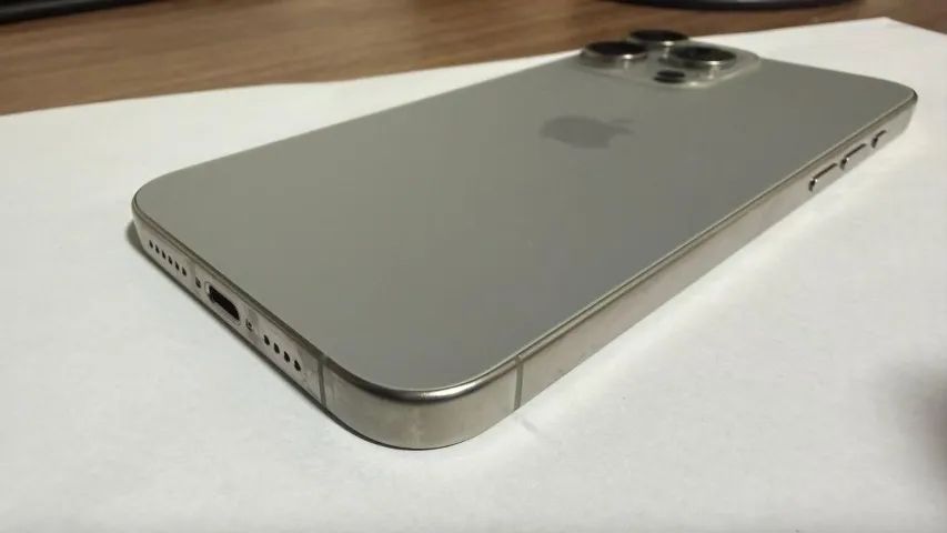 Iphone 15 pro max 256GB - Foto 2