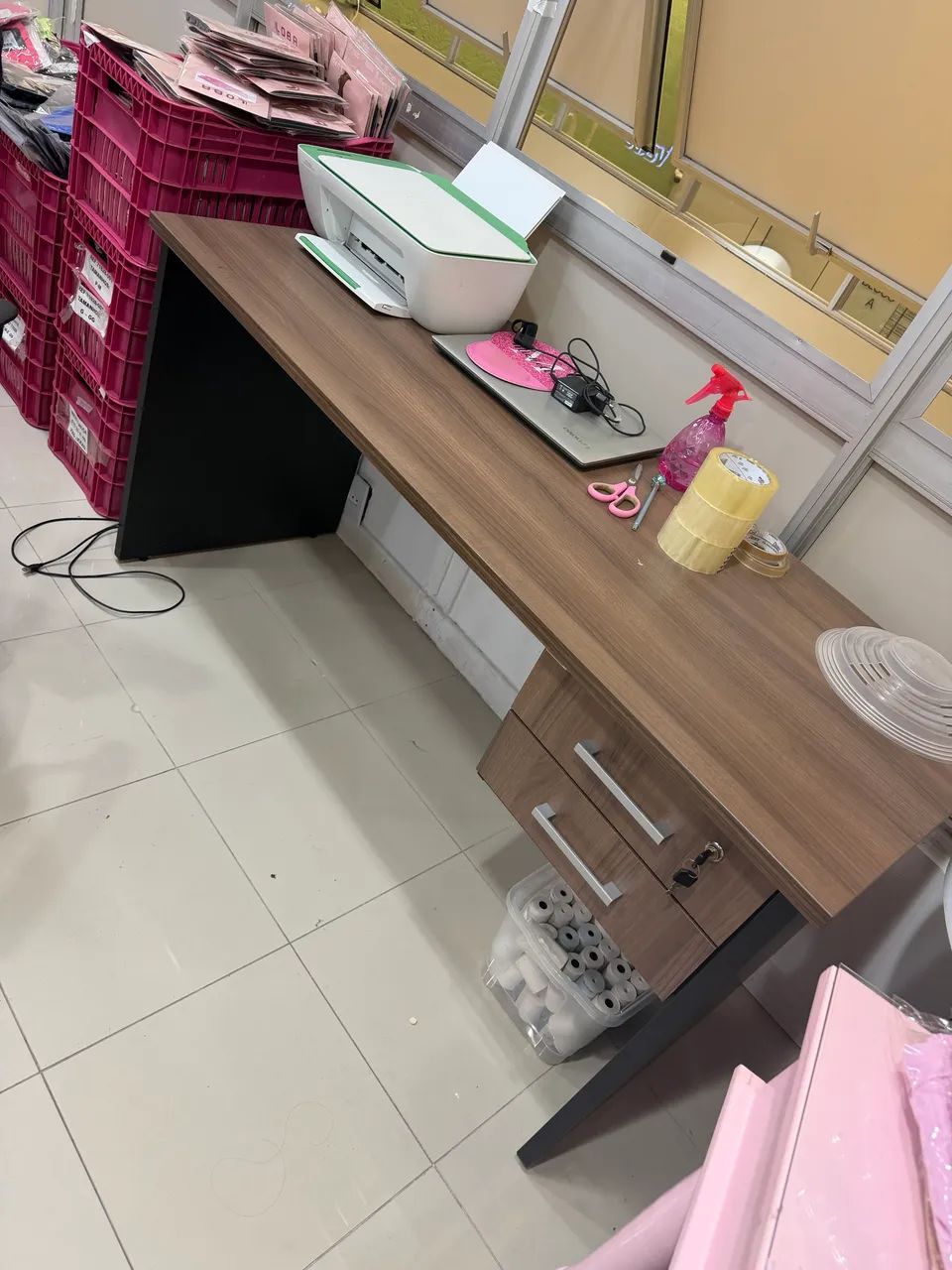 Conjunto mesa e cadeira para escritório  - Foto 5