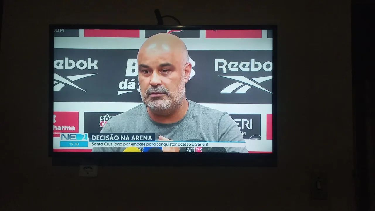Tv Samsung smart 40 polegadas 700 reais - Foto 4