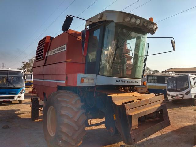 Colheitadeira MF 34 com plataforma de soja - Foto 2